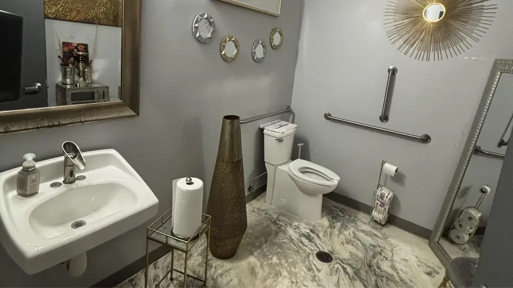 68 East 21st Street Chicago IL 60616