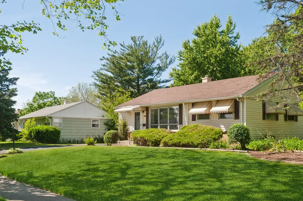 2900 Grouse Lane Rolling Meadows IL 60008