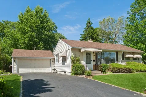 2900 Grouse Lane Rolling Meadows IL 60008