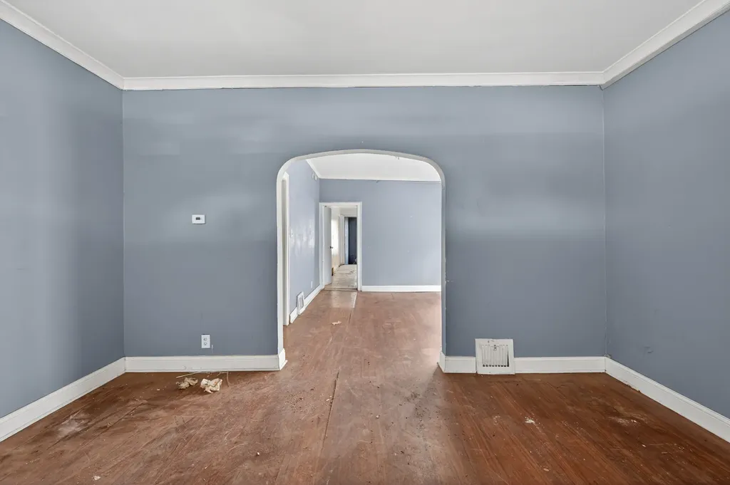 6603 South Oakley Avenue Chicago IL 60636