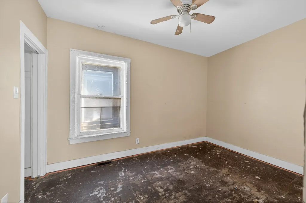 6603 South Oakley Avenue Chicago IL 60636
