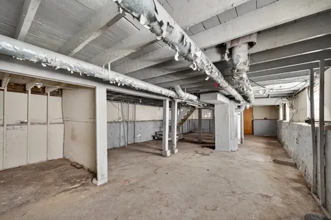 6603 South Oakley Avenue Chicago IL 60636