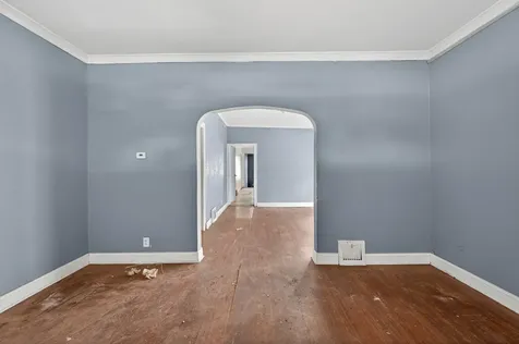 6603 South Oakley Avenue Chicago IL 60636