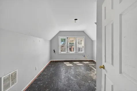 6603 South Oakley Avenue Chicago IL 60636