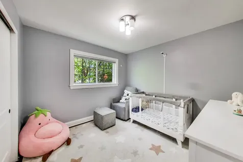 9448 North Oak Avenue Des Plaines IL 60016