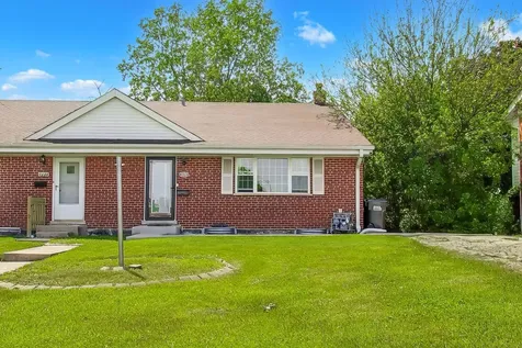 9448 North Oak Avenue Des Plaines IL 60016
