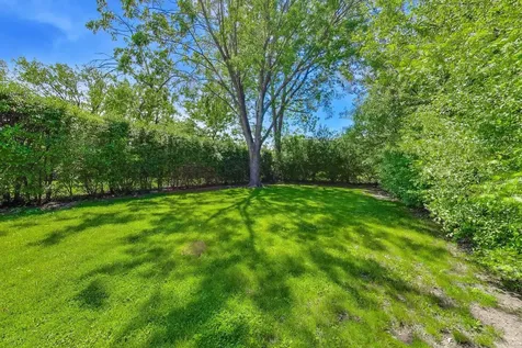 9448 North Oak Avenue Des Plaines IL 60016