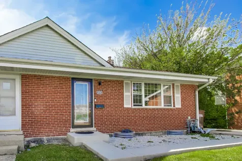 9448 North Oak Avenue Des Plaines IL 60016