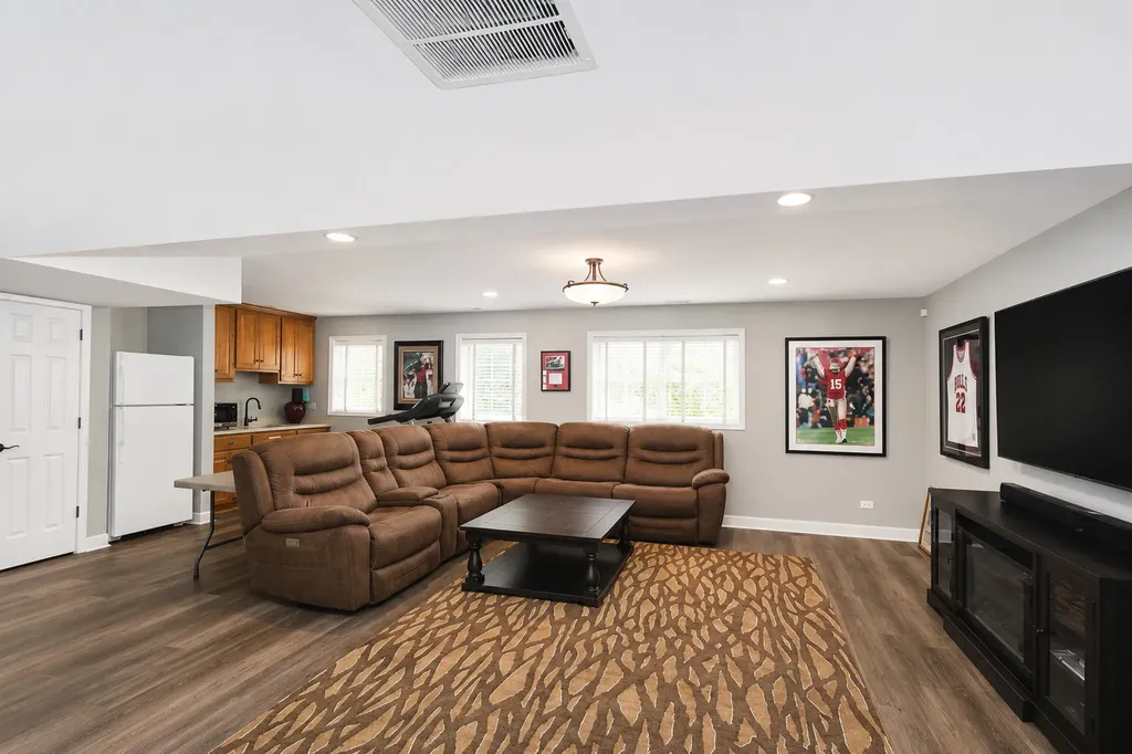 1248 Lake Shore Drive Lisle IL 60532