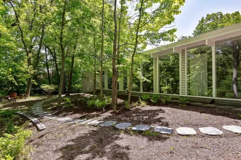 151 Maple Avenue Highland Park IL 60035