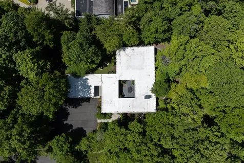 151 Maple Avenue Highland Park IL 60035
