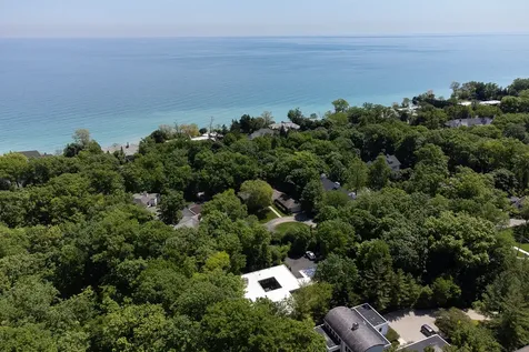 151 Maple Avenue Highland Park IL 60035