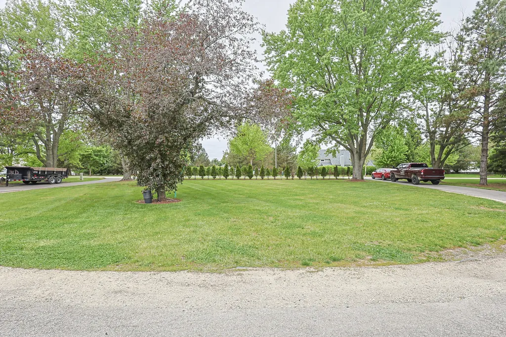 9012 Swanson Road Lake In The Hills IL 60156