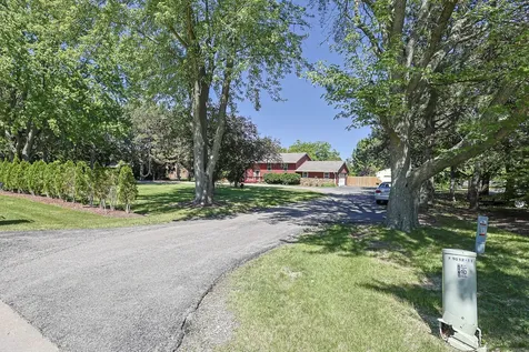 9012 Swanson Road Lake In The Hills IL 60156