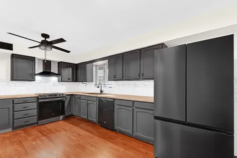 11015 South Theresa Circle Palos Hills IL 60465