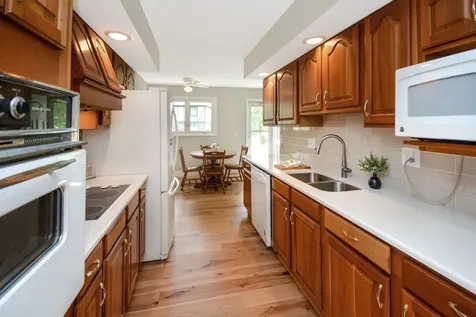 104 South Williamsburg Drive Bloomington IL 61704