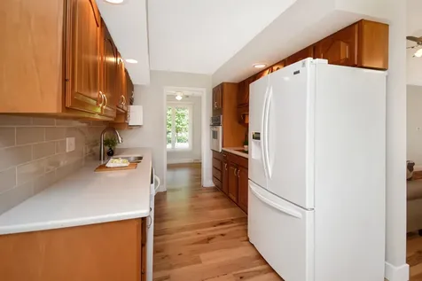 104 South Williamsburg Drive Bloomington IL 61704