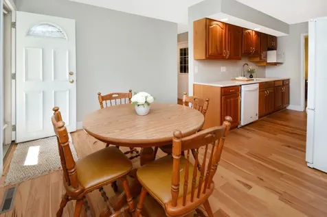 104 South Williamsburg Drive Bloomington IL 61704