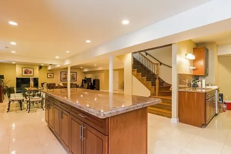 7902 Central Avenue Morton Grove IL 60053