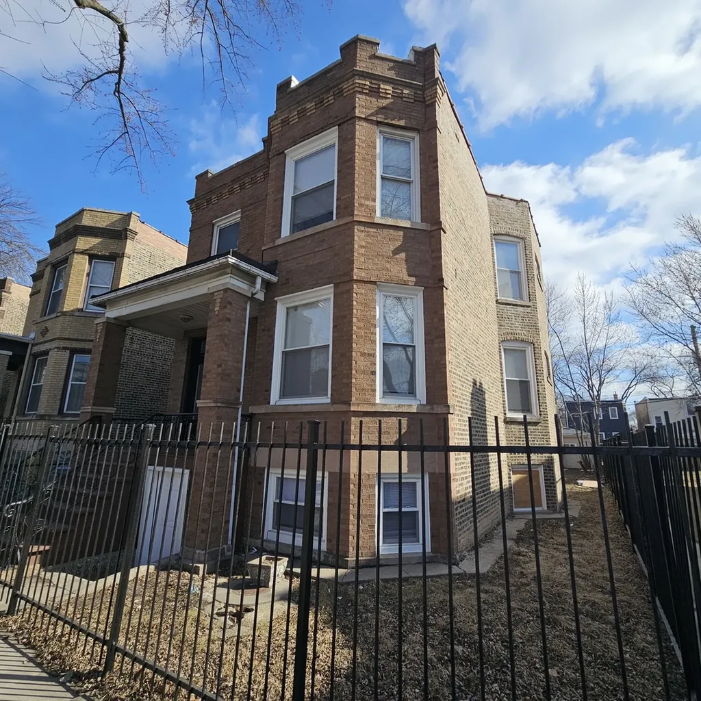 717 North Homan Avenue Chicago IL 60624