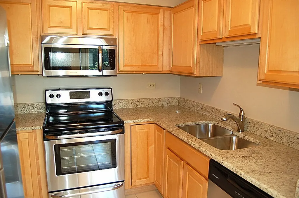 511 Aurora Avenue Naperville IL 60540