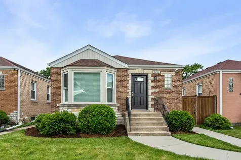 7254 North Osceola Avenue Chicago IL 60631