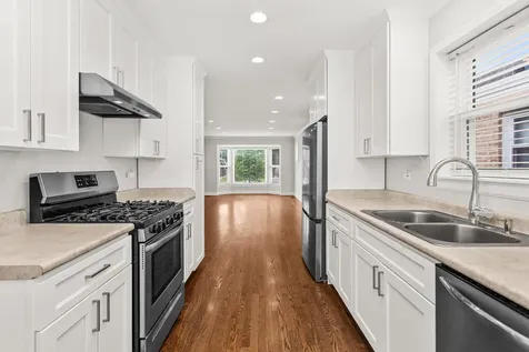 7254 North Osceola Avenue Chicago IL 60631