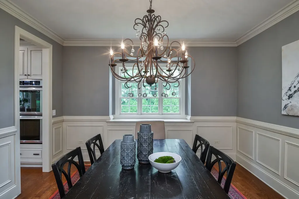 605 Thornwood Drive Naperville IL 60540