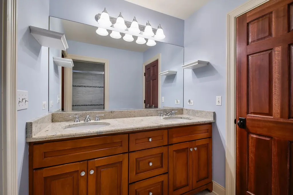 605 Thornwood Drive Naperville IL 60540