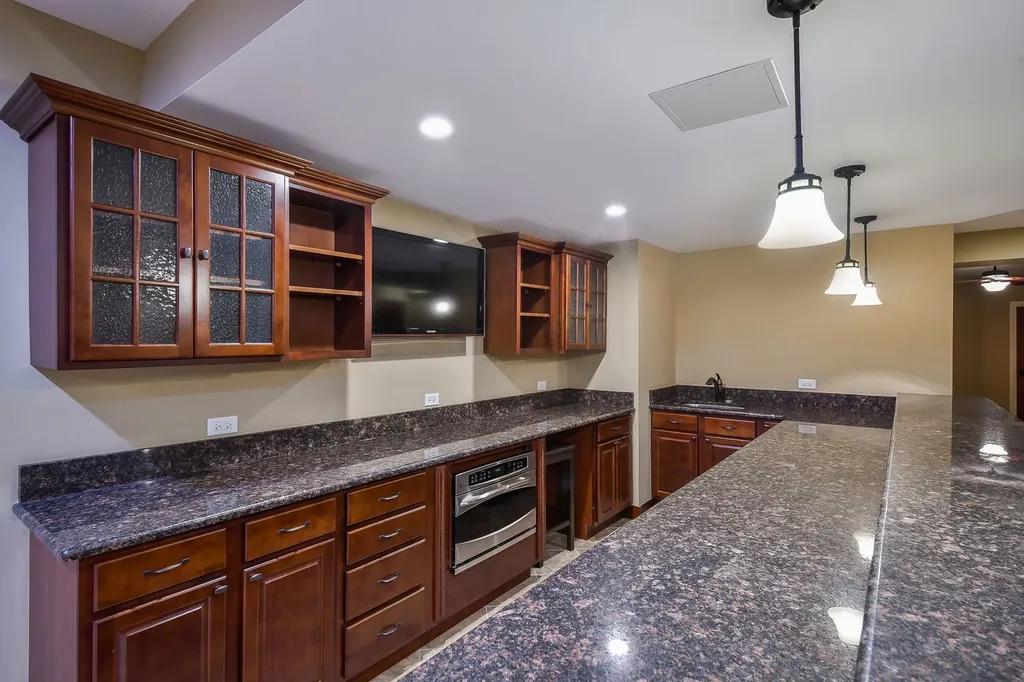 605 Thornwood Drive Naperville IL 60540