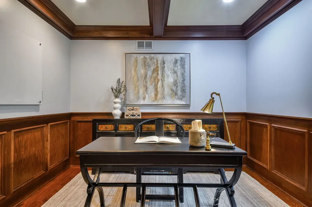 605 Thornwood Drive Naperville IL 60540