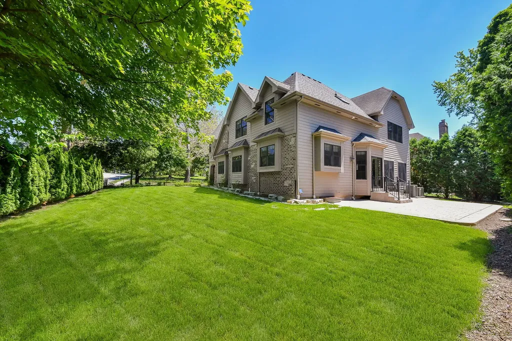 605 Thornwood Drive Naperville IL 60540