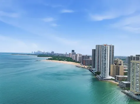 940 West Glenlake Avenue Chicago IL 60660