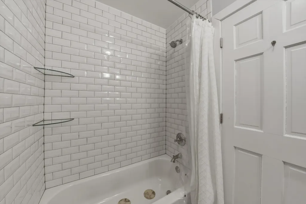 2234 North Racine Avenue Chicago IL 60614