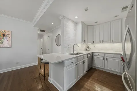 2234 North Racine Avenue Chicago IL 60614