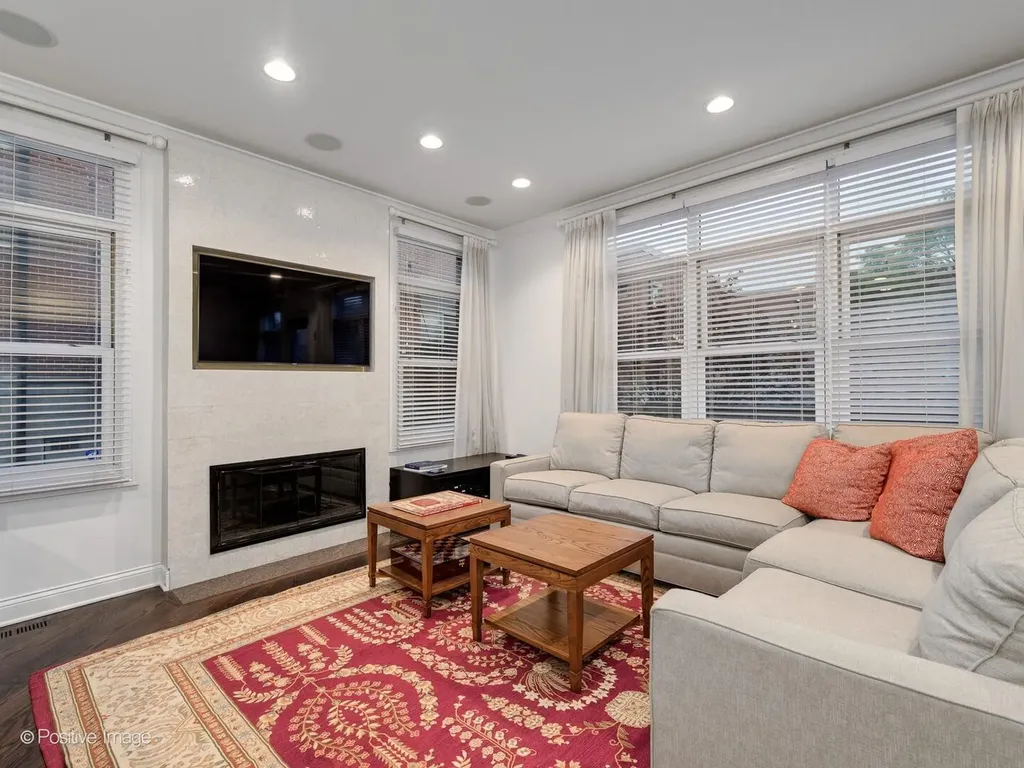 1456 South Emerald Avenue Chicago IL 60607