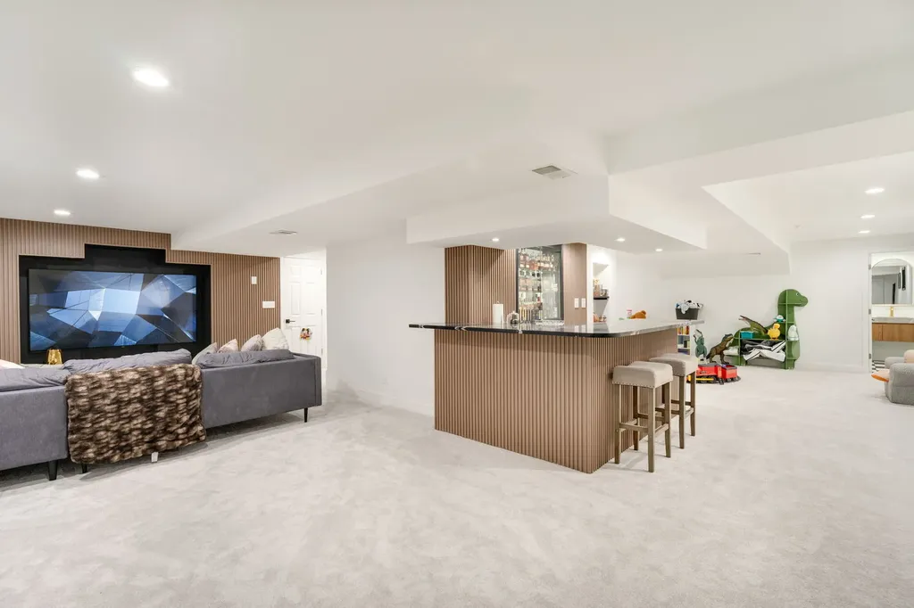 10728 Chaucer Drive Willow Springs IL 60480