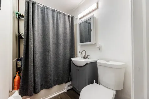7124 South Kedzie Avenue Chicago IL 60629