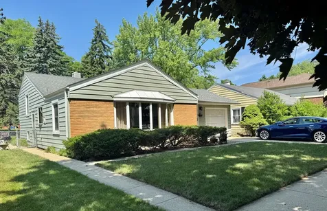 960 Alfini Drive Des Plaines IL 60016