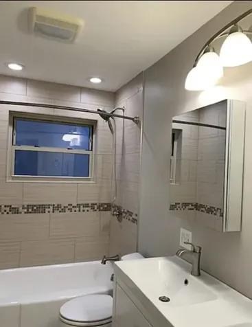 8224 Knox Avenue Skokie IL 60076