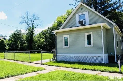 602 5TH Street Rock Island IL 61201