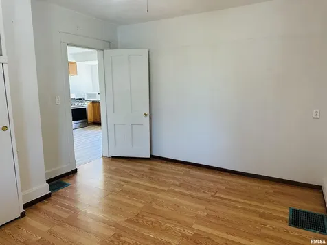 602 5TH Street Rock Island IL 61201