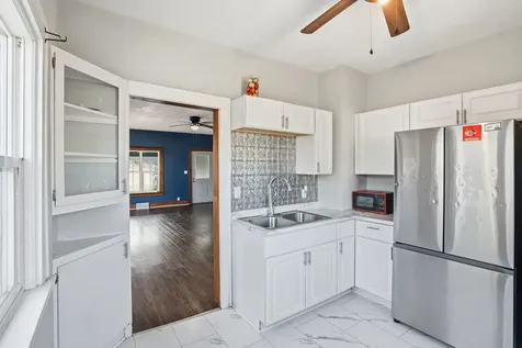1117 19TH Avenue Rock Island IL 61201