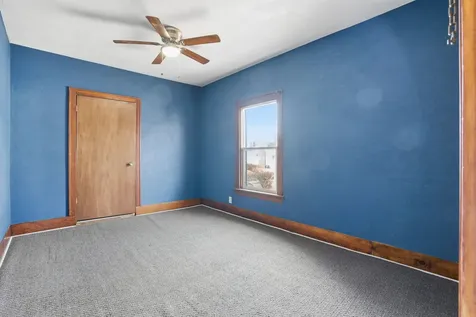 1117 19TH Avenue Rock Island IL 61201