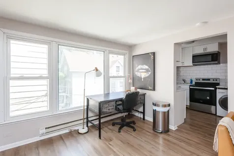 6427 North Hermitage Avenue Chicago IL 60626