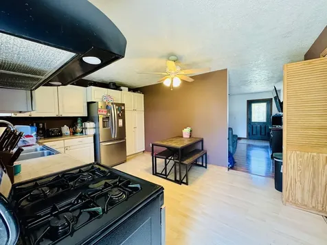 1006 Diamond Street Benton IL 62812