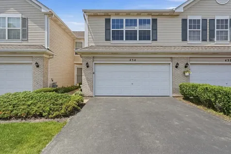 434 Windham Cove Drive Crystal Lake IL 60014