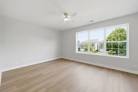 434 Windham Cove Drive Crystal Lake IL 60014