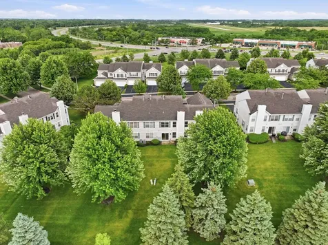 434 Windham Cove Drive Crystal Lake IL 60014