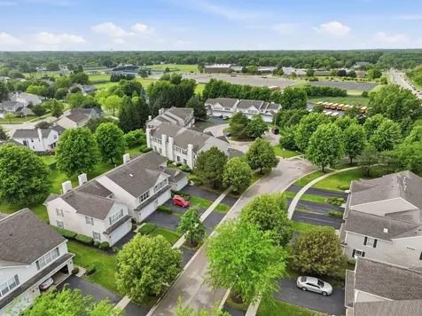 434 Windham Cove Drive Crystal Lake IL 60014